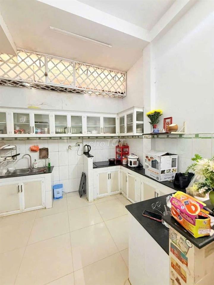 CHO THUÊ NHÀ HẺM 7M 3 TẦNG SÂN THƯỢNG 4PN-4WC GẦN AEON TÂN PHÚ 