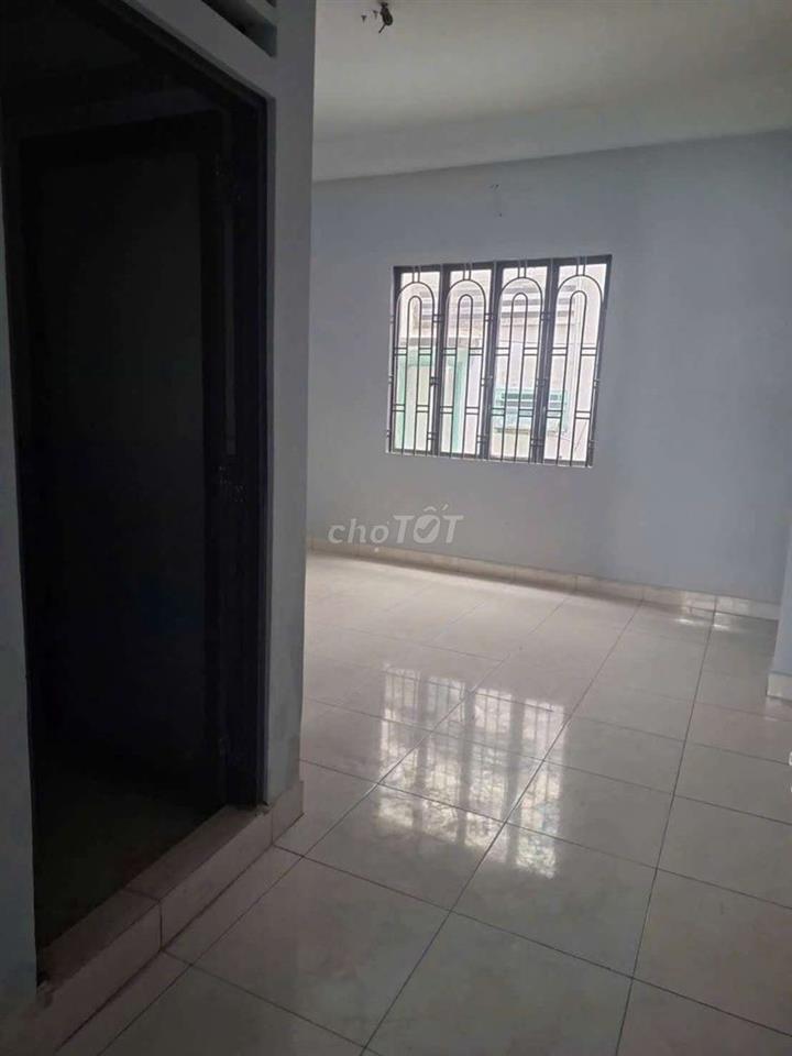 CHO THUÊ NHÀ HẺM XE TẢI - 3 TẦNG - 4PN-4WC GẦN AEON - SÂN BAY - ETOWN 