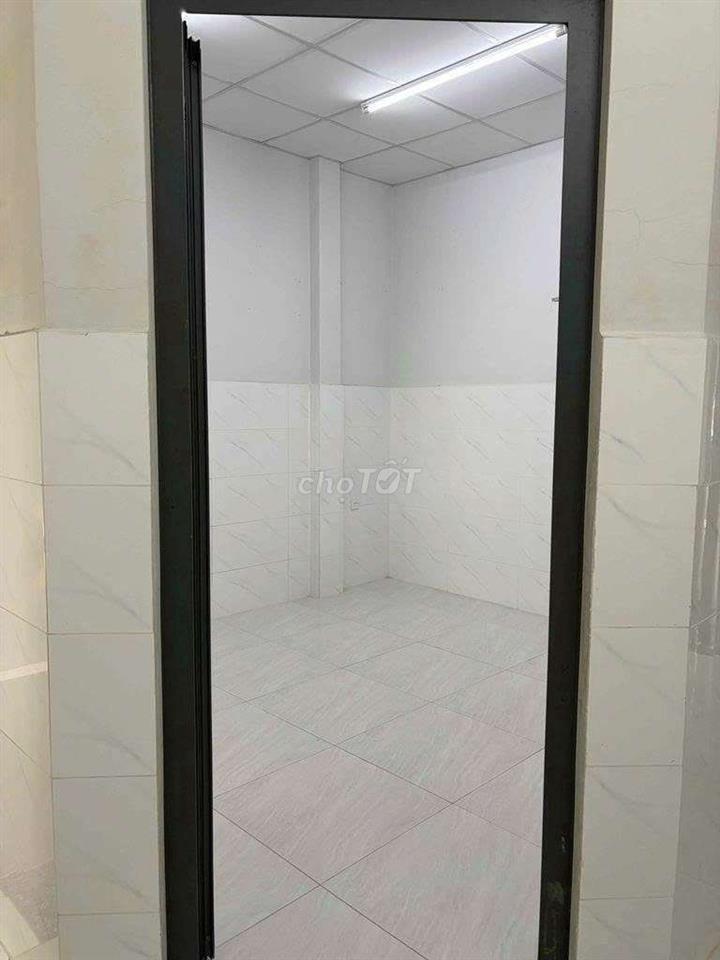 CHO THUÊ NHÀ HẺM XE TẢI THÔNG THOẠI NGỌC HẦU 4,5*18M 2 TẦNG 2PN-2WC 