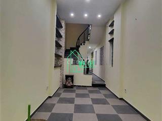 CHO THUÊ NHÀ MẶT TIỀN ĐỖ NHUẬN - 3 TẦNG SÂN THƯỢNG 3PN-4WC GẦN AEON 