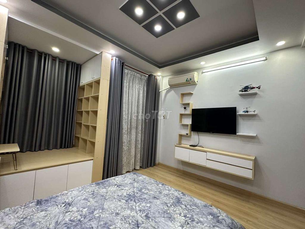 CHO THUÊ NHÀ FULL NỘI THẤT ĐƯỜNG LÊ NIỆM 3 TẦNG SÂN THƯỢNG 4PN-5WC 