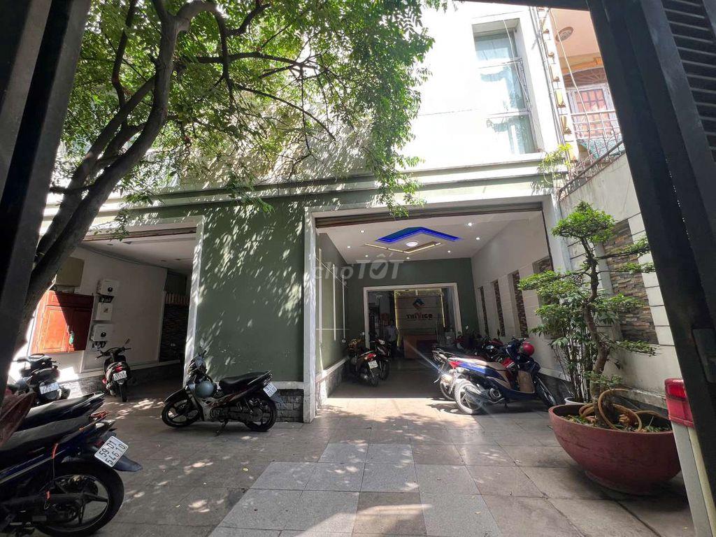 CHO THUÊ CĂN GÓC 2 MẶT TIỀN KINH DOANH ĐƯỜNG T6 GẦN TRƯỜNG HỌC 
