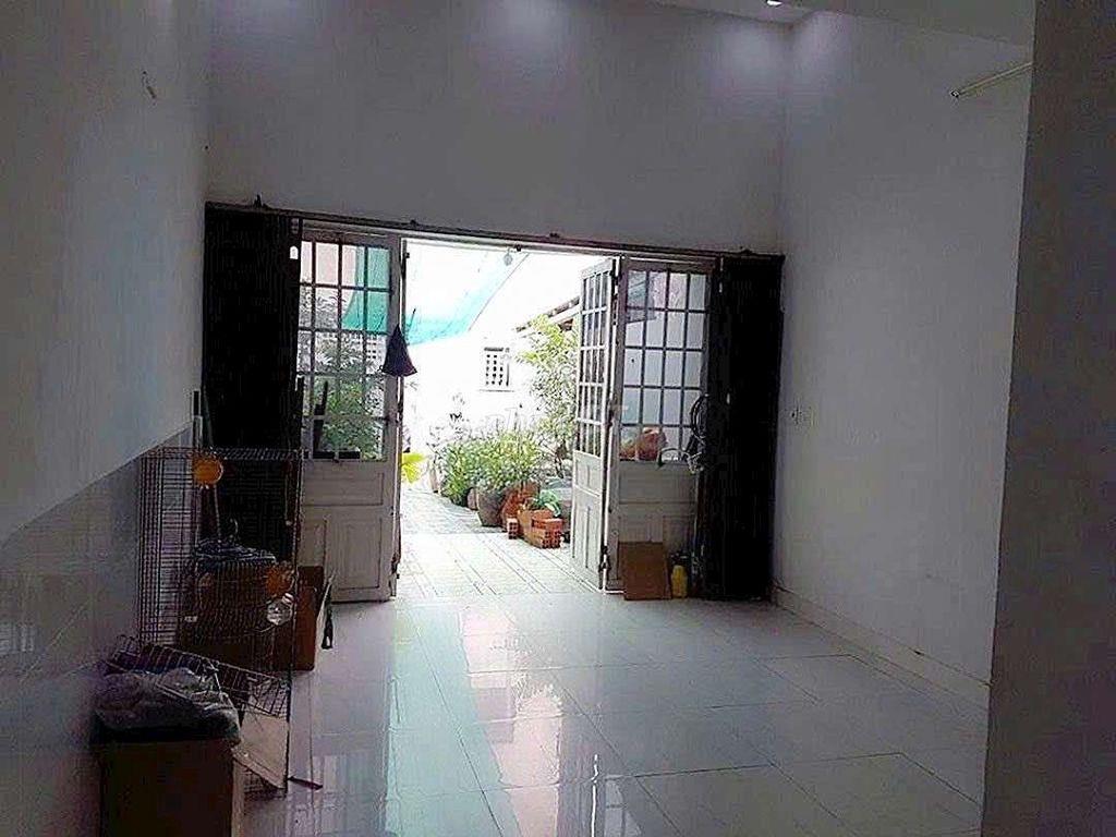 CHO THUÊ NHÀ ĐƯỜNG NGUYỄN HỮU TIẾN 2PN-2WC GẦN AEON TÂN PHÚ 