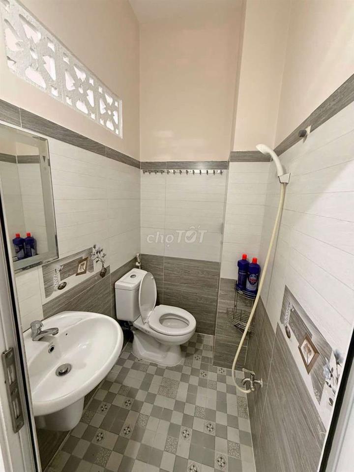 CHO THUÊ NHÀ CÁCH 20M LÀ XE TẢI 2 TẦNG 2PN-2WC GẦN LÊ LAI, LÊ LỢI
