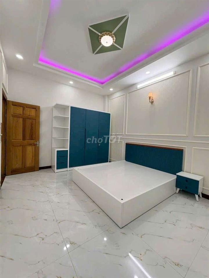 CHO THUÊ NHÀ MỚI NGAY KCN VĨNH LỘC VÀ TÂN BÌNH 5*17M 2 TẦNG 3PN-3WC 