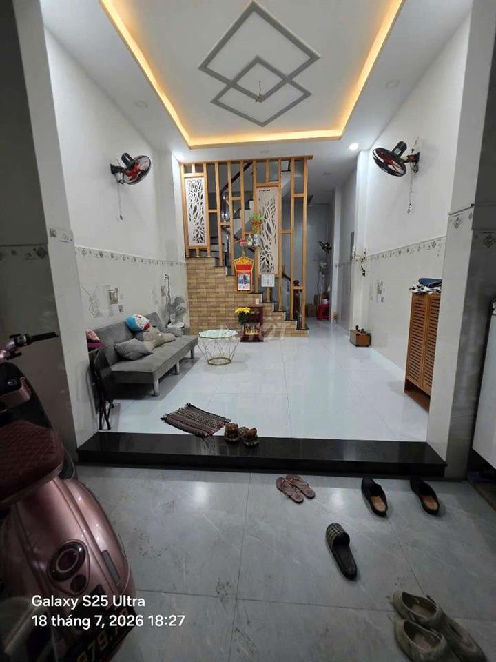 Nhà Lê Văn Quới [4x12, 3 lầu, 3pn, 3toilet]
