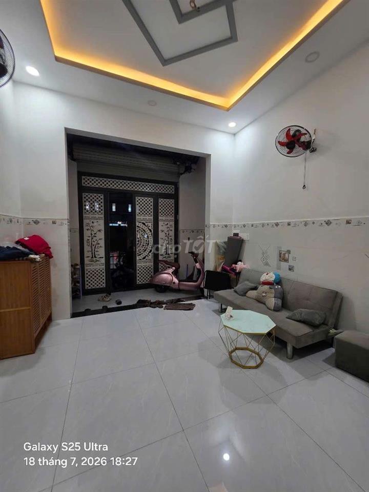 Nhà Lê Văn Quới [4x12, 3 lầu, 3pn, 3toilet]