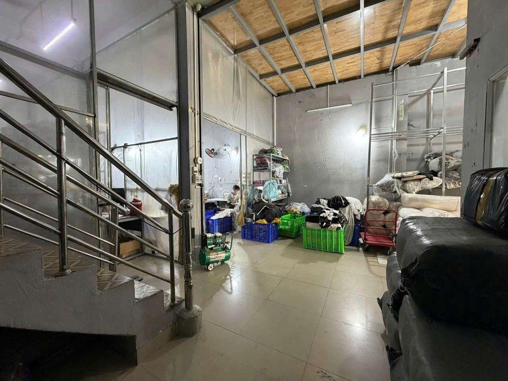 Nhà LÊ VĂN QUỚI [4x14, 1 lững, 1pn, 1toilet] 7,5tr/tháng