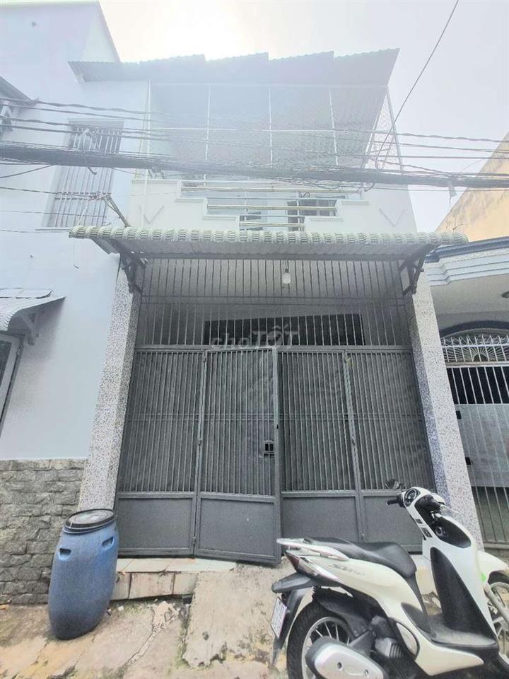 Nhà đường Mã Lò [4x14, 3 lầu, 3pn, 3toilet] 9,5tr/tháng