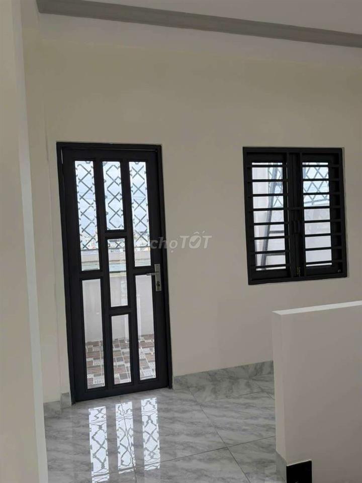 Nhà MT đường CHIẾN LƯỢC [4x20, 3 lầu, 3pn, 3toilet]