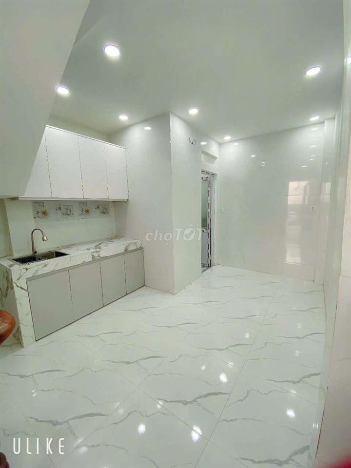Nhà PHAN ĐÌNH PHÙNG [4x17, 3 lầu, 4pn, 3toilet] sẵn 3 máy lạnh