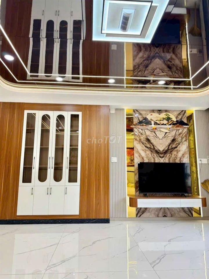 Nhà PHAN ANH [6x10, 3 lầu, 5pn, 6toilet] Full nội thất
