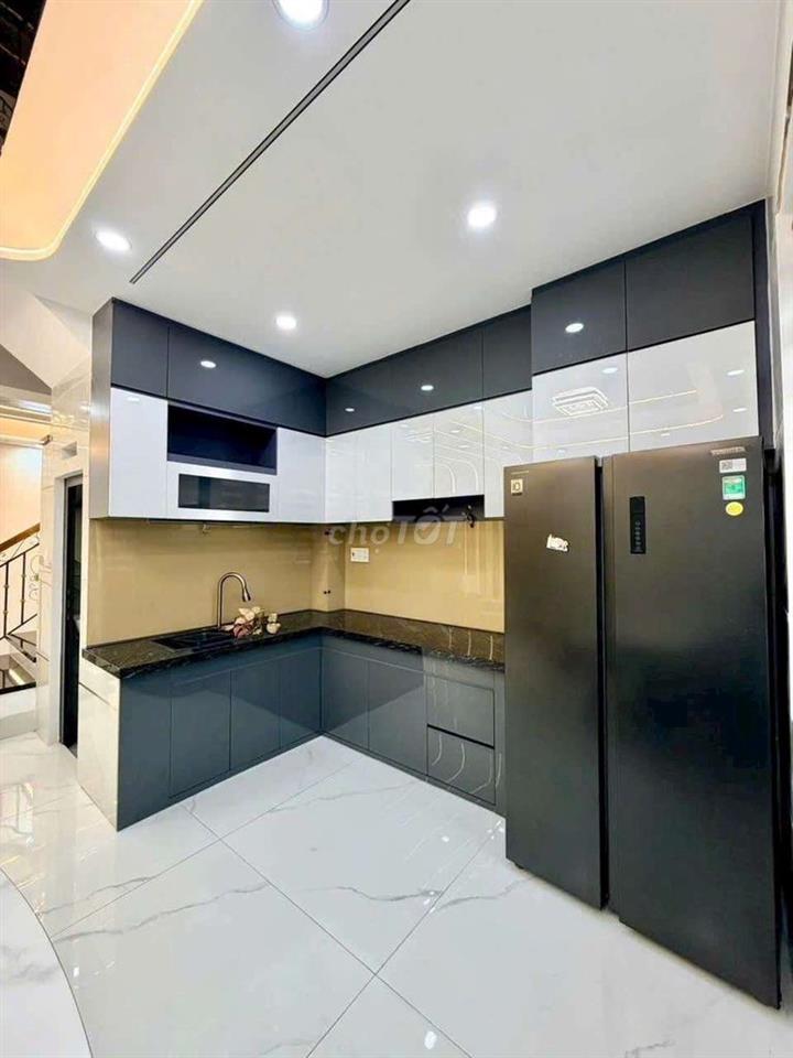 Nhà PHAN ANH [6x10, 3 lầu, 5pn, 6toilet] Full nội thất