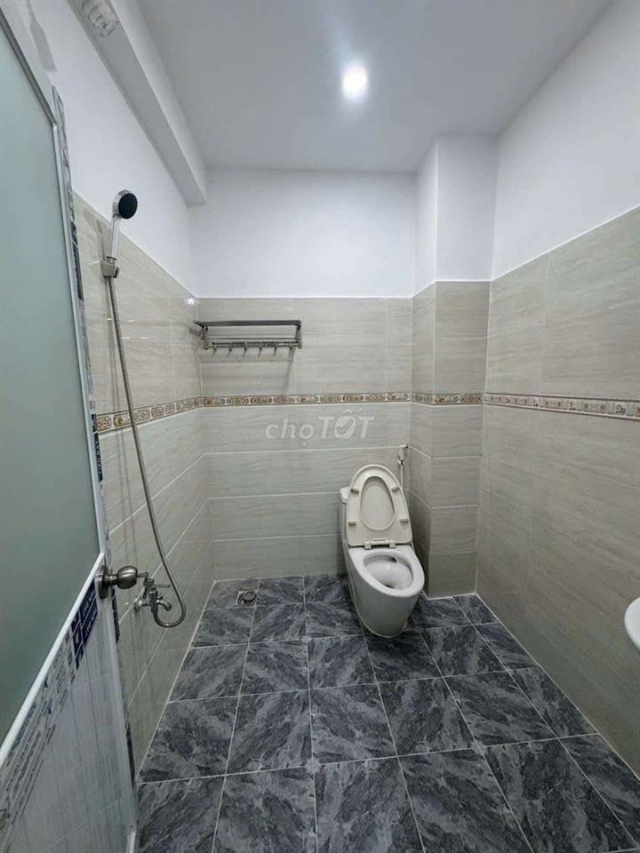 Nhà LÊ ĐÌNH CẨN [5x18, 2 lầu, 3pn, 3toilet] 13tr/tháng