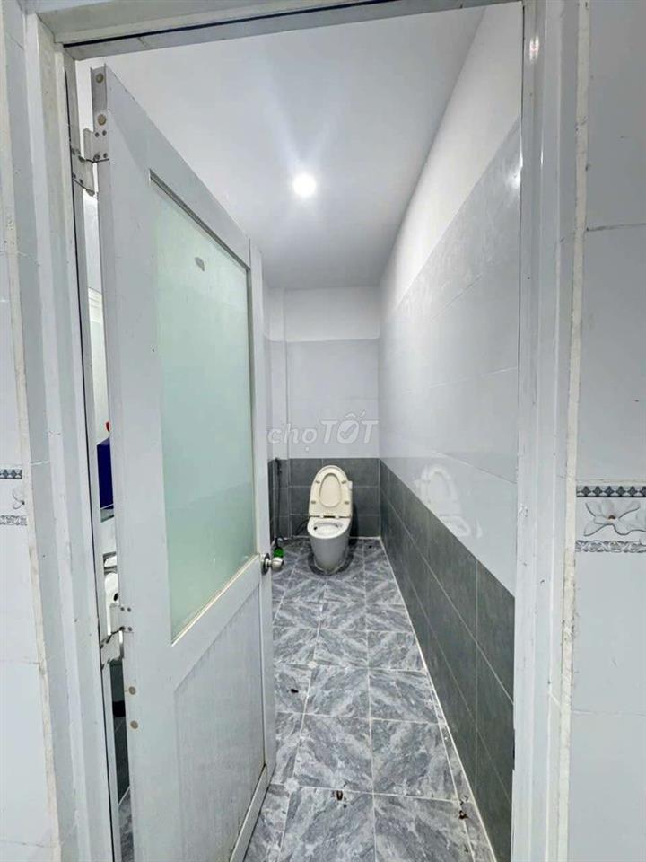 Nhà LÊ ĐÌNH CẨN [5x18, 2 lầu, 3pn, 3toilet] 13tr/tháng
