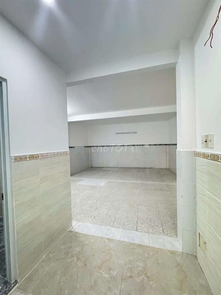 Nhà LÊ ĐÌNH CẨN [5x18, 2 lầu, 3pn, 3toilet] 13tr/tháng