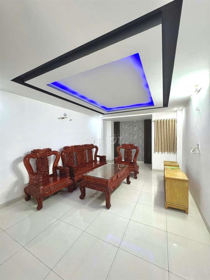Nhà LÊ VĂN QUỚI [4x14, 3 lầu, 4pn, 5toilet] 13tr/tháng