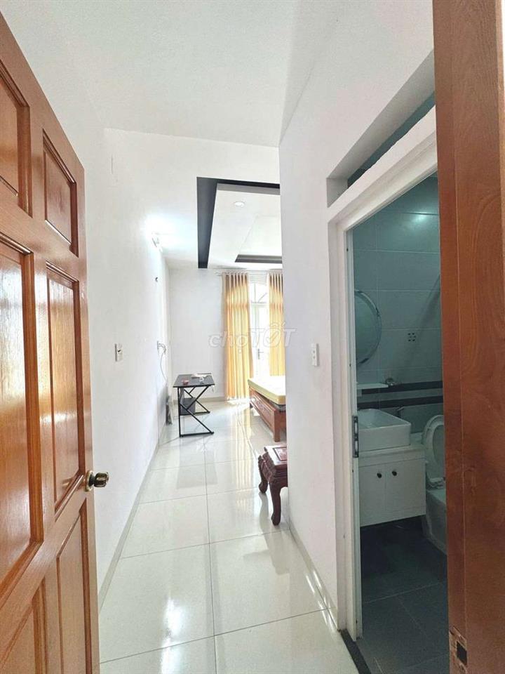 Nhà LÊ VĂN QUỚI [4x14, 3 lầu, 4pn, 5toilet] 13tr/tháng