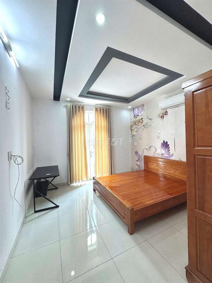 Nhà LÊ VĂN QUỚI [4x14, 3 lầu, 4pn, 5toilet] 13tr/tháng