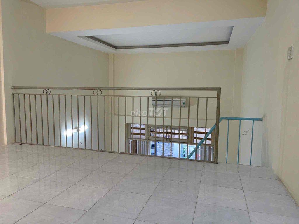 CHO THUÊ NHÀ NGUYÊN CĂN - 1TRỆT1LỬNG[4,2x10M] - HẺM 3 GÁC