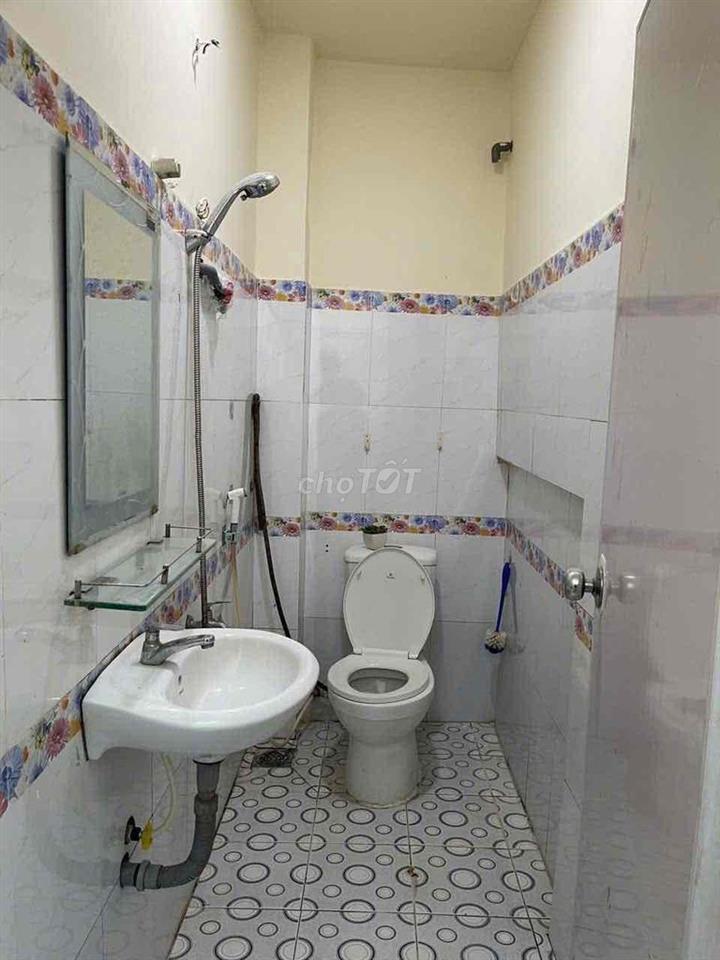 CHO THUÊ NHÀ NGUYÊN CĂN - 1TRỆT1LỬNG[4,2x10M] - HẺM 3 GÁC