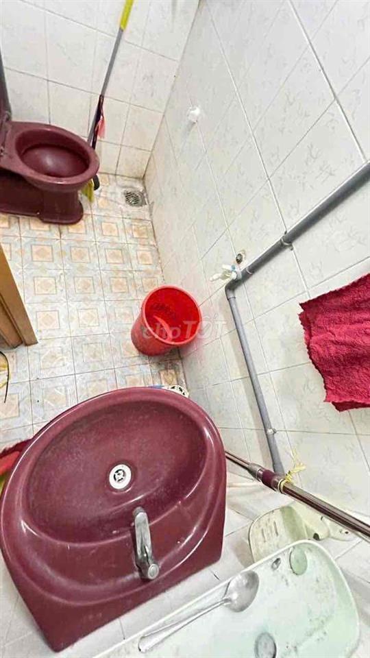 nhà hẻm xe tải đường lê Văn Quới 84 m2 phù hợp chứa hàng kd onl