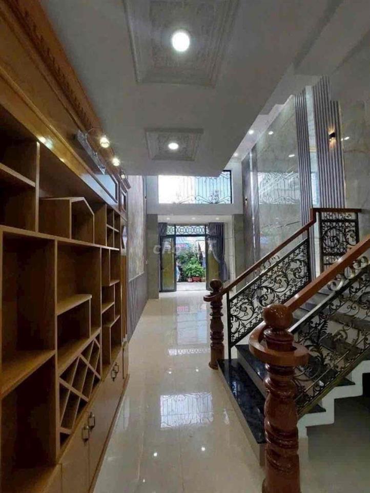 cho thuê nhà nguyên căn đường lê văn quới hẻm xe tải 8m