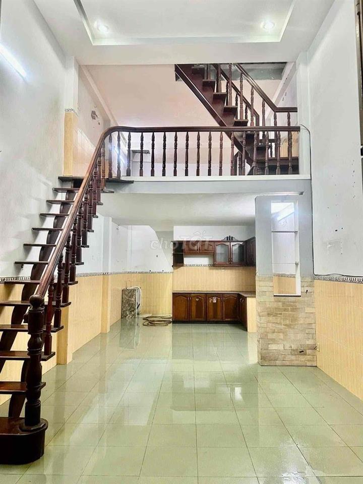Cho thuê nhà nguyên căn 1 lửng 1 lầu đường số 14 lê Văn Quới