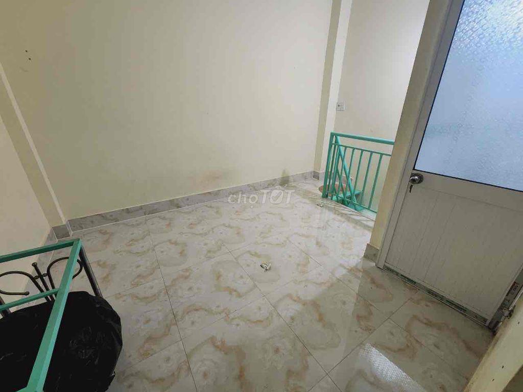 nhà đường phú thọ hoà chính chủ sổ hồng riêng -1 lầu hẻm xe hơi