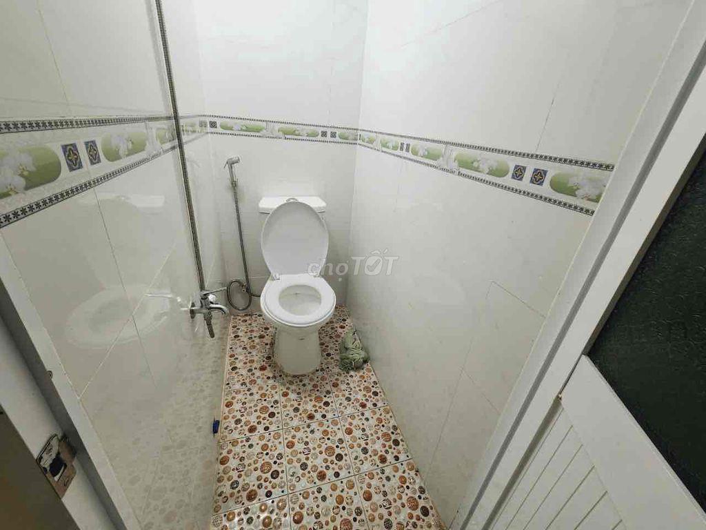 nhà đường phú thọ hoà chính chủ sổ hồng riêng -1 lầu hẻm xe hơi