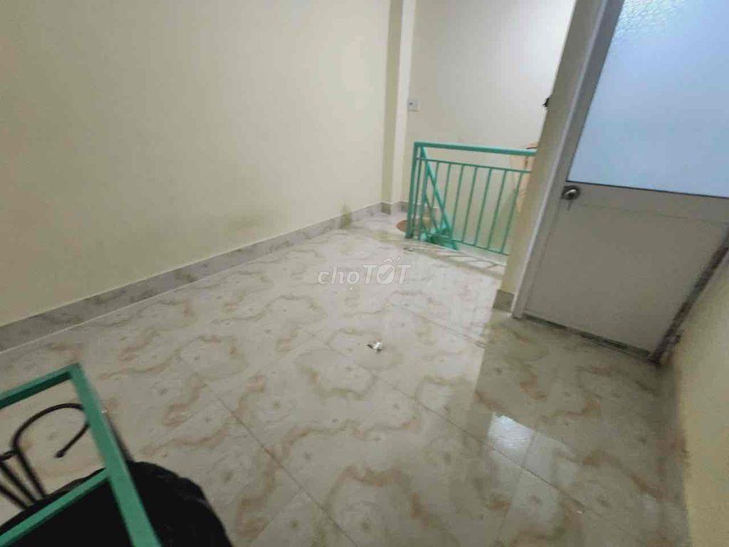 nhà đường phú thọ hoà chính chủ sổ hồng riêng -1 lầu hẻm xe hơi