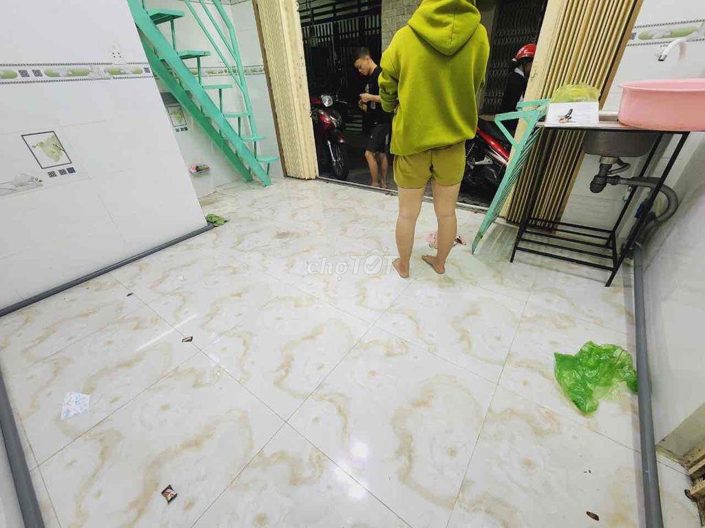 nhà đường phú thọ hoà chính chủ sổ hồng riêng -1 lầu hẻm xe hơi