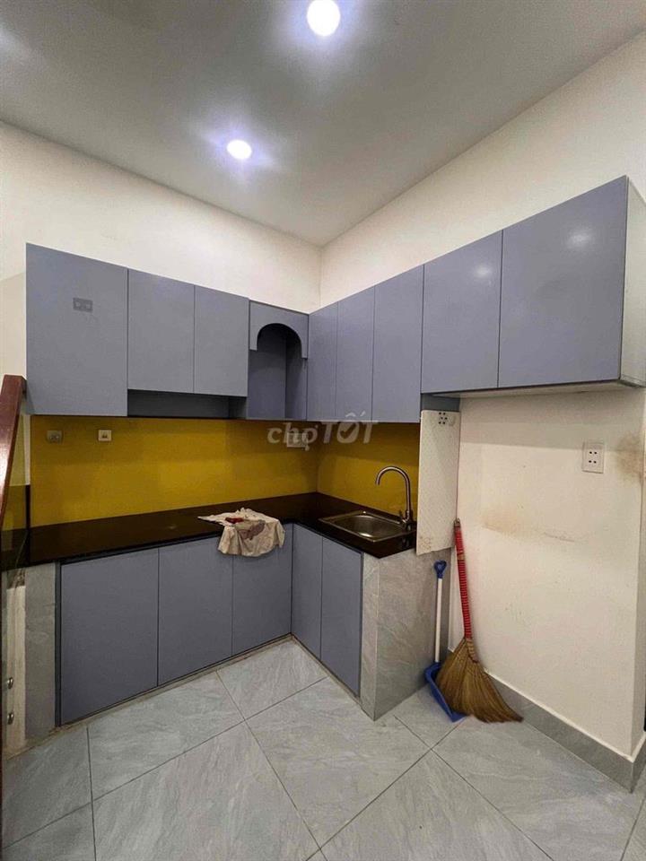 cho thuê nhà mới hương lộ 2-2 phòng ngủ hẻm xe hơi