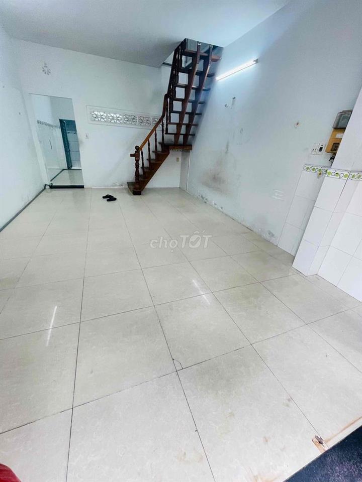 cho thuê nhà nguyên căn đường lê văn quới 8m thông