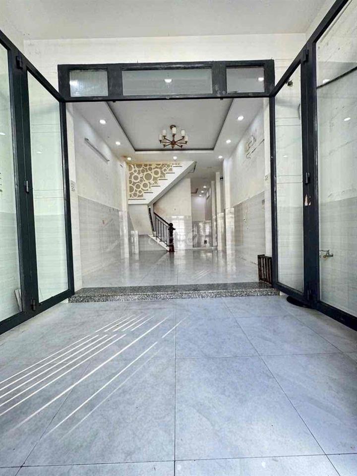 Nhà hương lộ 2  [ 4 x 11] 2 lầu 3PN,3WC ,bình Tân