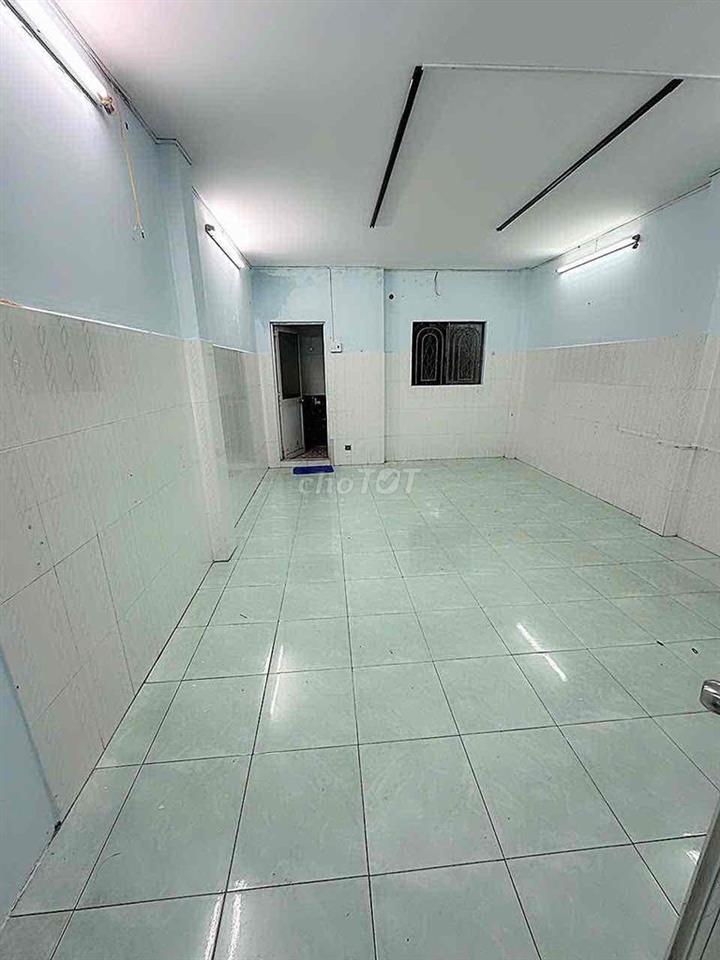 MTKD KHU LÊ VĂN QUỚI GIÁP 4 XÃ__ 4x 17’m lửng đúc (2PN ,2WC)