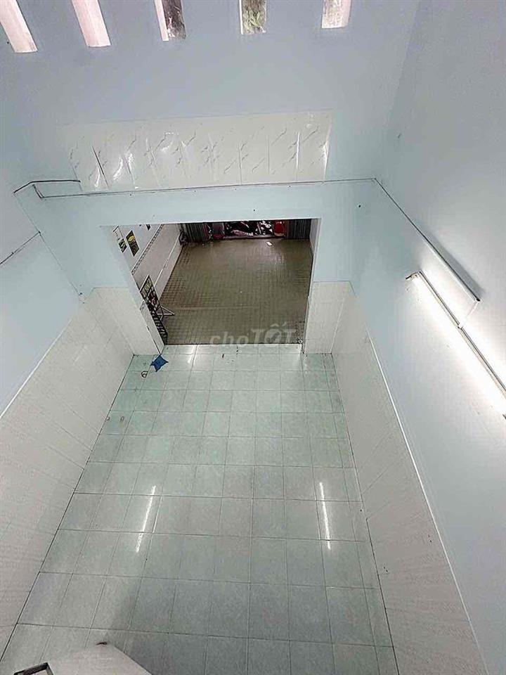 MTKD KHU LÊ VĂN QUỚI GIÁP 4 XÃ__ 4x 17’m lửng đúc (2PN ,2WC)