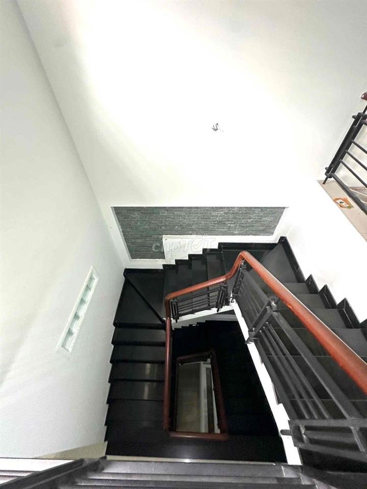 NHÀ [ 4 x 16] 2 lầu,sân thượng (3PN,3WC) hẻm 8 thông ,KHU TÂN HƯƠNG,TP