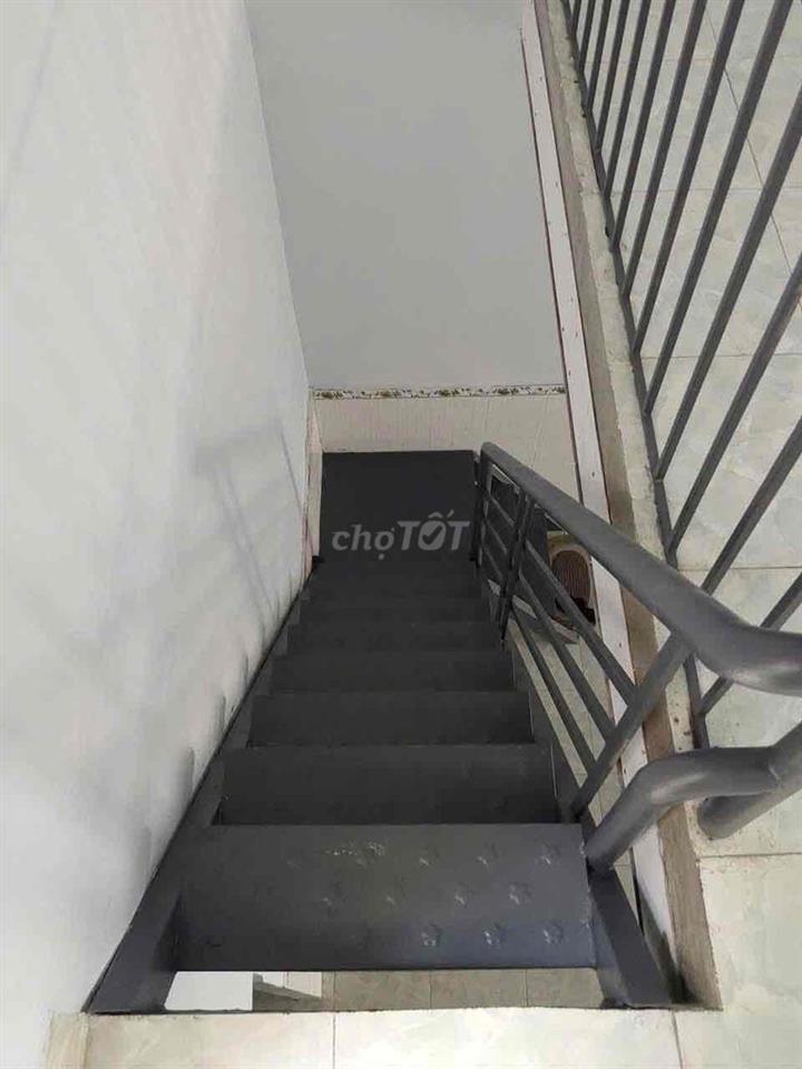 NHÀ LÔ TƯ -GÒ XOÀI [ 4 x 12] 1 lầu suốt 2Tolet,hẻm 5m