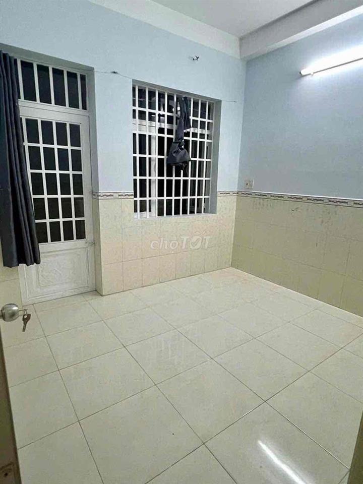 NHÀ [ 4 x 9] 2 lầu (4PN,3WC)  ĐƯỜNG H.LỘ 2 —BỐN XÃ ,BÌNH TÂN