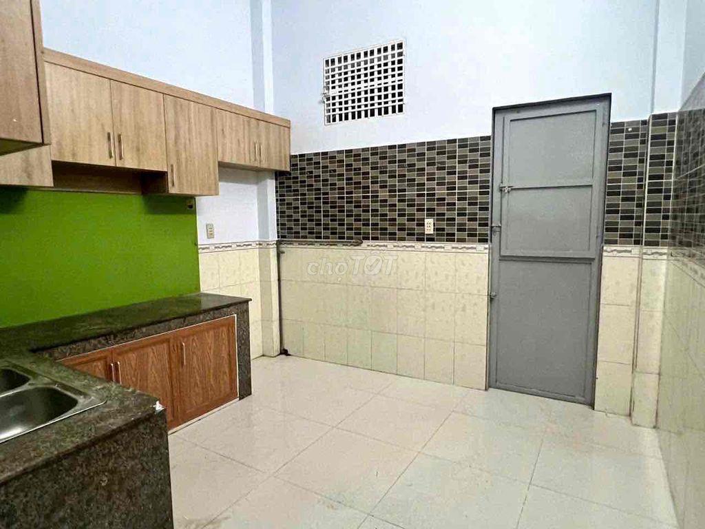 NHÀ [ 4 x 9] 2 lầu (4PN,3WC)  ĐƯỜNG H.LỘ 2 —BỐN XÃ ,BÌNH TÂN