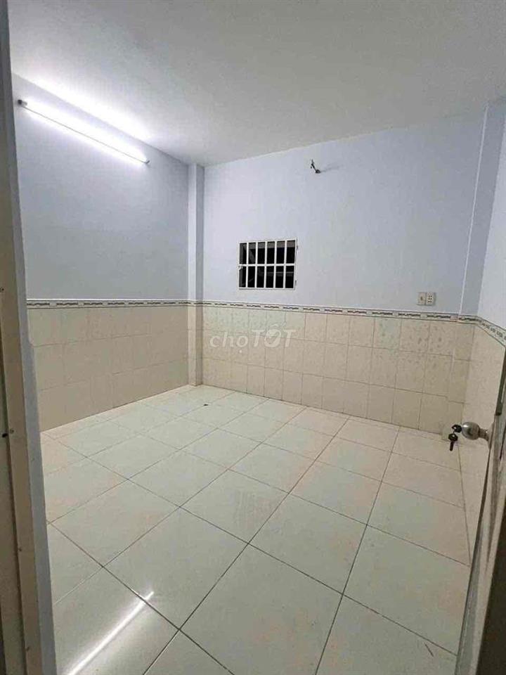 NHÀ [ 4 x 9] 2 lầu (4PN,3WC)  ĐƯỜNG H.LỘ 2 —BỐN XÃ ,BÌNH TÂN