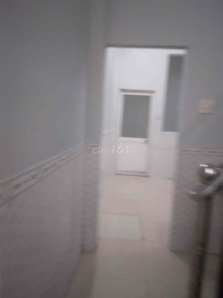 NHÀ [ 4 x 18] 3 lầu 5PN,5WC —full Nội Thất Đường lê Văn Quới,bình tân