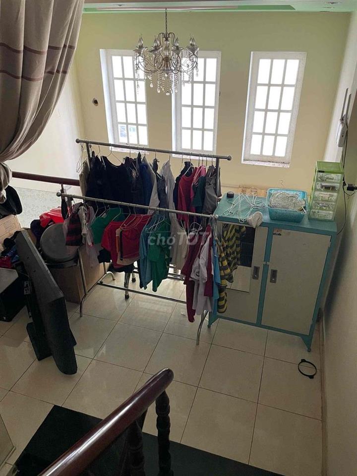 nhà 1 trệt 1 lửng 1 lầu 3pn 2wc, phù hợp ở gia đình, kd online