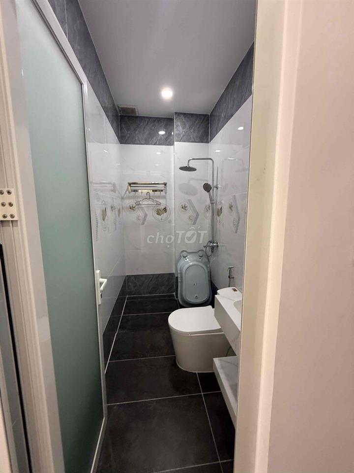 nhà 5 tầng 4pn 5wc hẻm 7m phù hợp ở và làm vp cty kd online