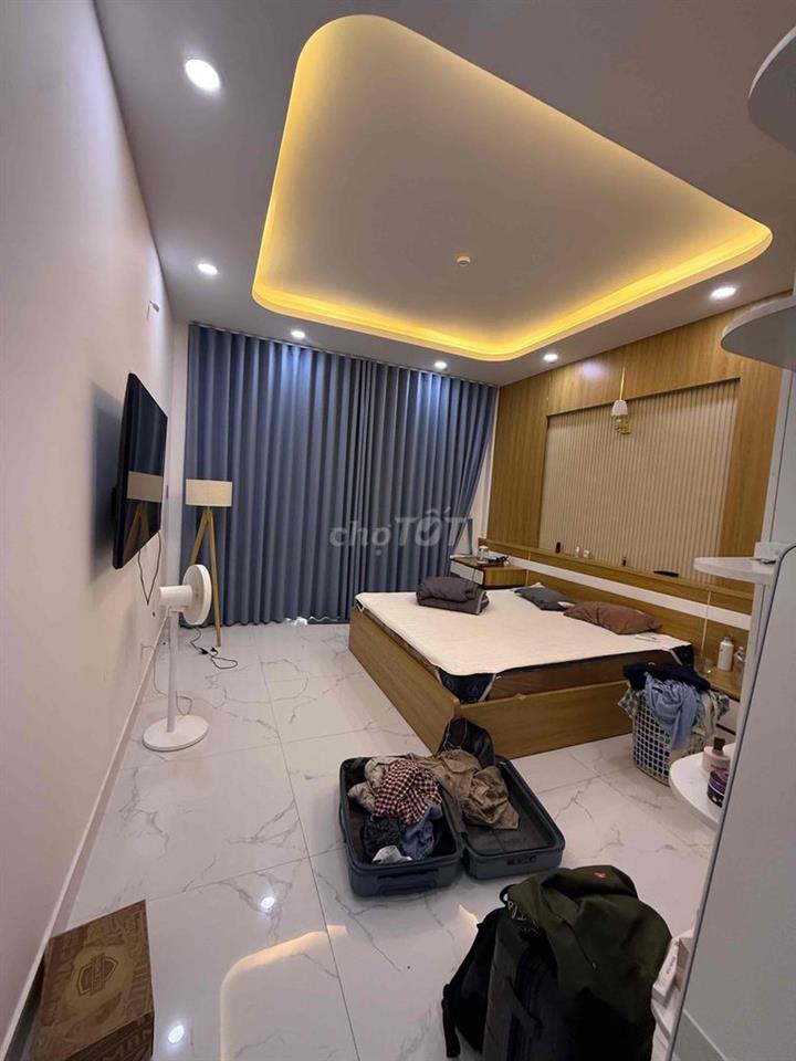 nhà 5 tầng 4pn 5wc hẻm 7m phù hợp ở và làm vp cty kd online
