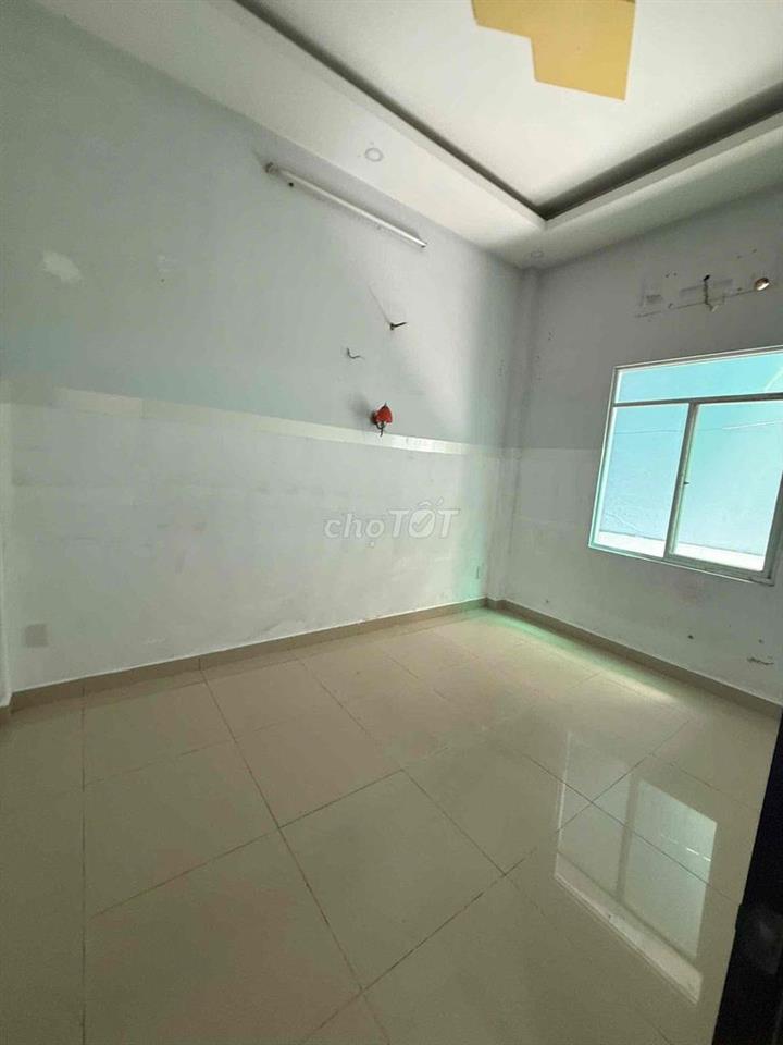 nhà 3 tầng 4pn 4wc hẻm 6m thông phù hợp ở và mở vp cty kd online