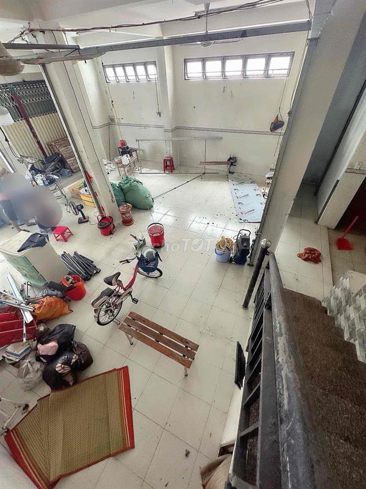 Nhà [ 8x 12] 2 lầu thông suốt 3tolet ,khu kênh Nước Đen,Bình Tân