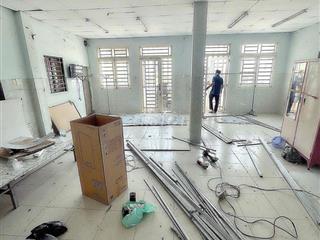 Nhà [ 8x 12] 2 lầu thông suốt 3tolet ,khu kênh Nước Đen,Bình Tân