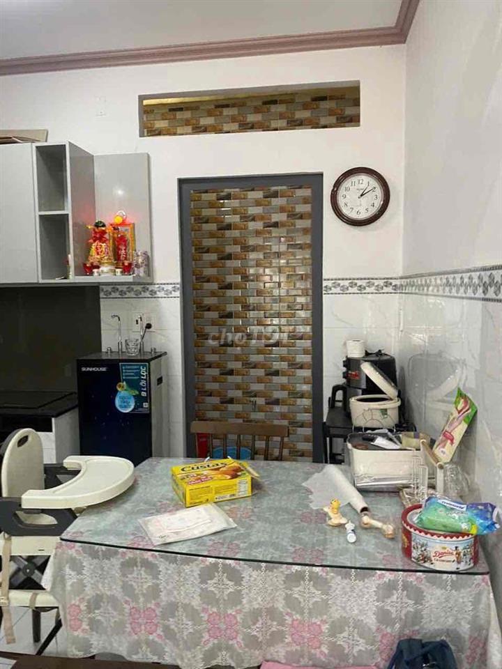 NHÀ ĐẸP -10triệu —hẻm 6m thông —đường Mã lò ,Bình tân